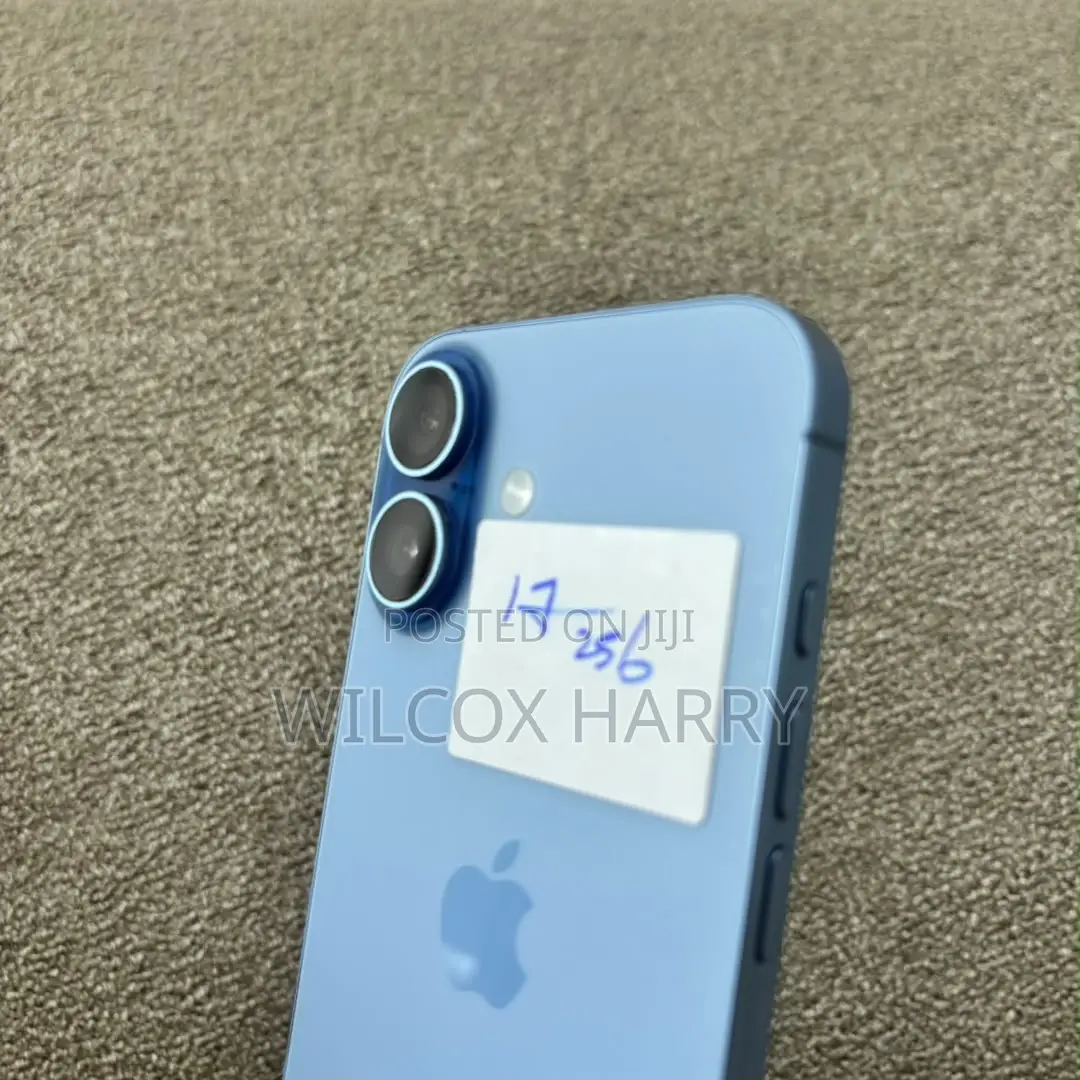 New Apple iPhone 17 256 GB Blue