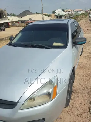 Honda Accord 2005 Silver