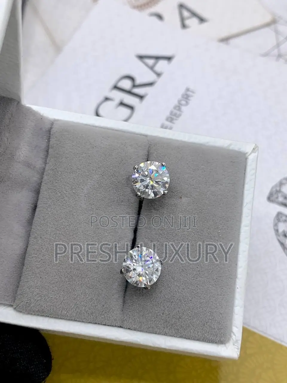 VVS Moissanite Stud Earrings