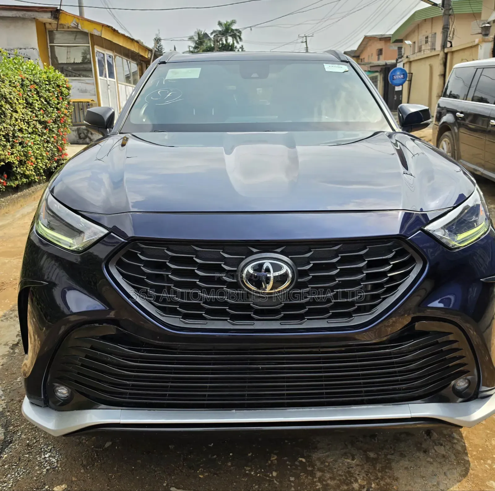 Toyota Highlander XSE 2021 Blue