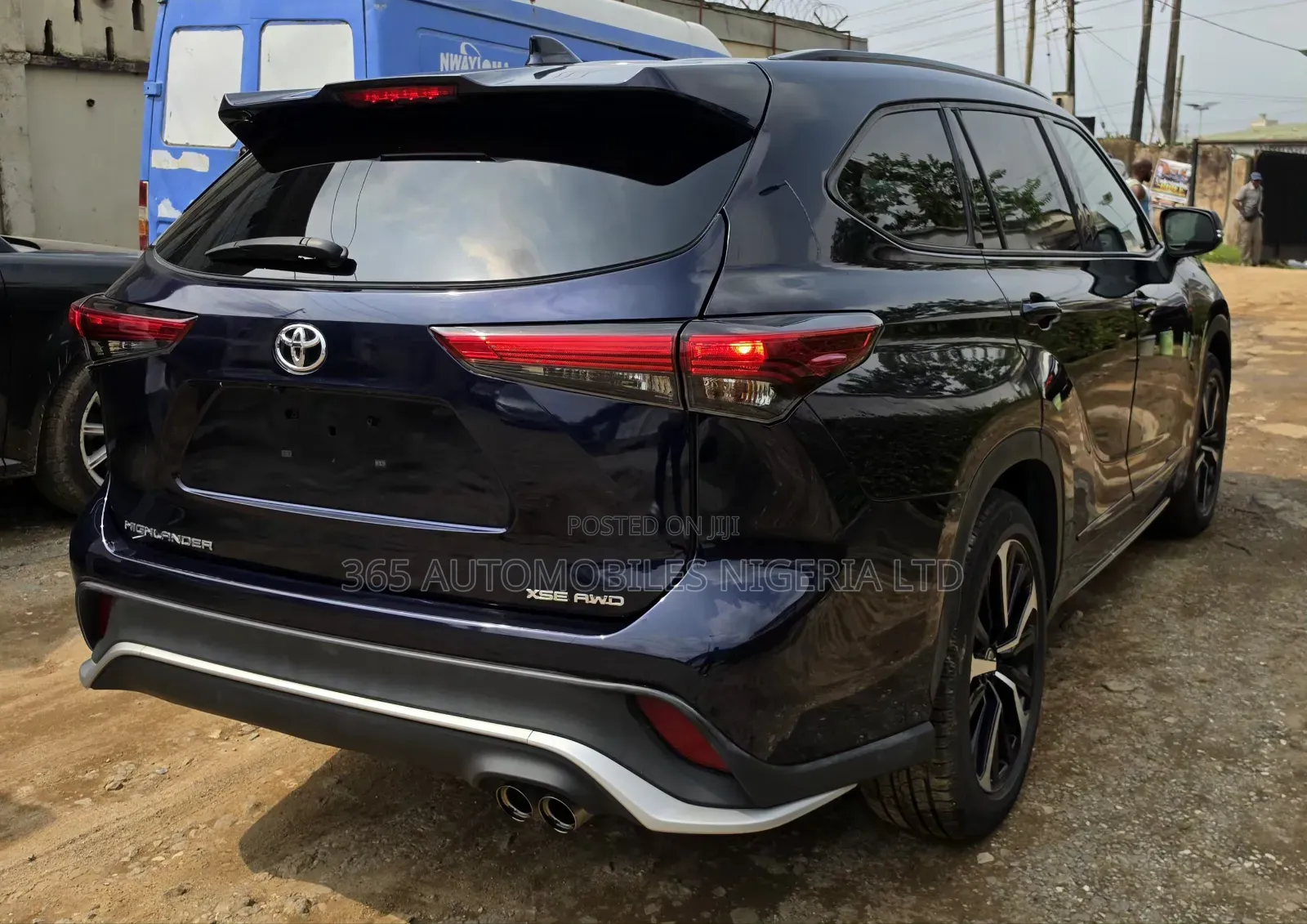 Toyota Highlander XSE 2021 Blue