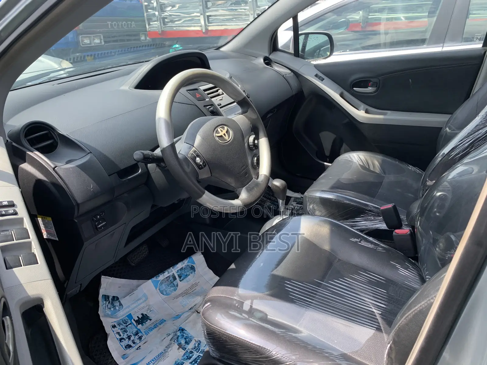 Toyota Yaris 2008 Gray