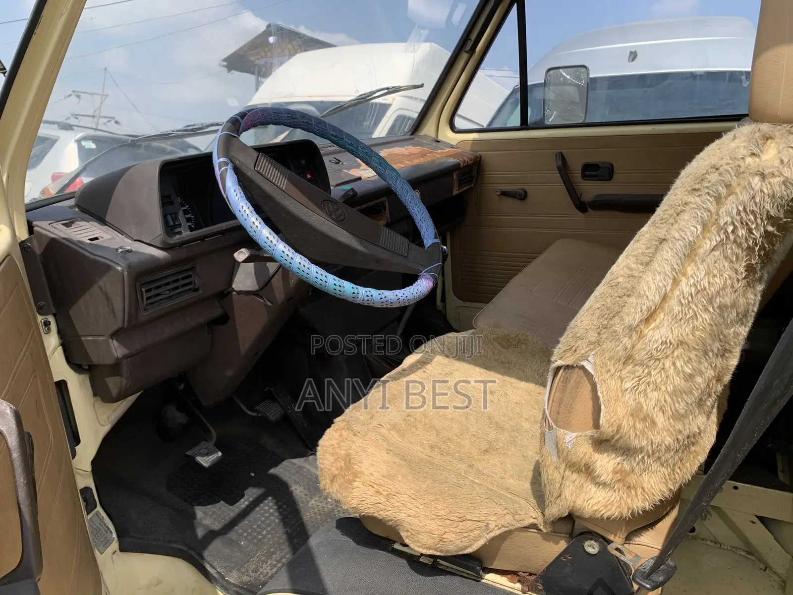Volkswagen Transporter 2002 Gold