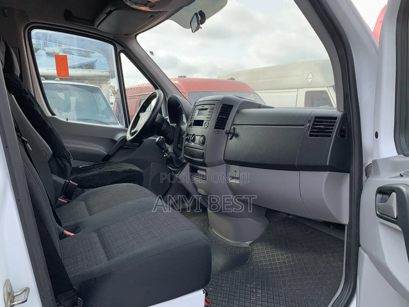 Mercedes-Benz Sprinter 2017 White