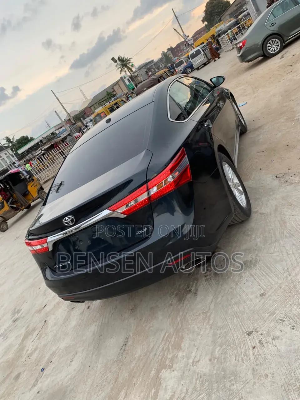 Toyota Avalon XLE 4dr Sedan (3.5L 6cyl 6A) 2015 Black
