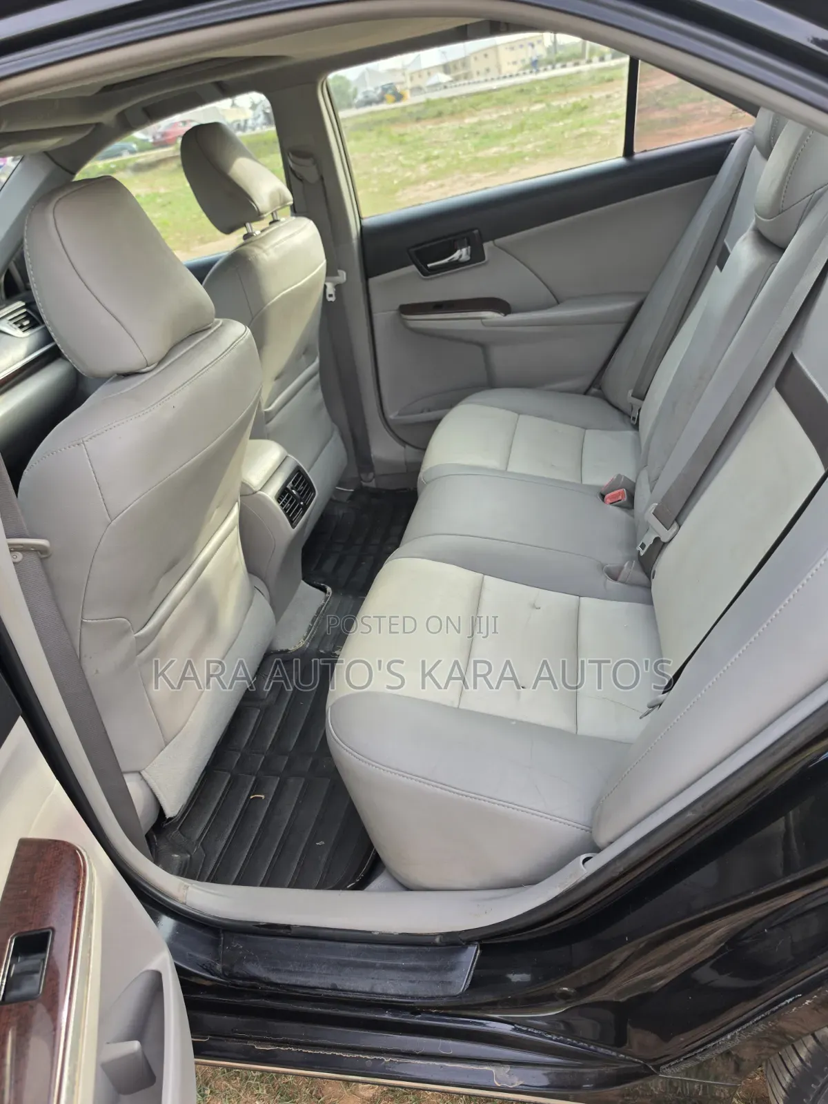 Toyota Camry XLE V6 4dr Sedan (3.5L 6cyl 6A) 2013 Black