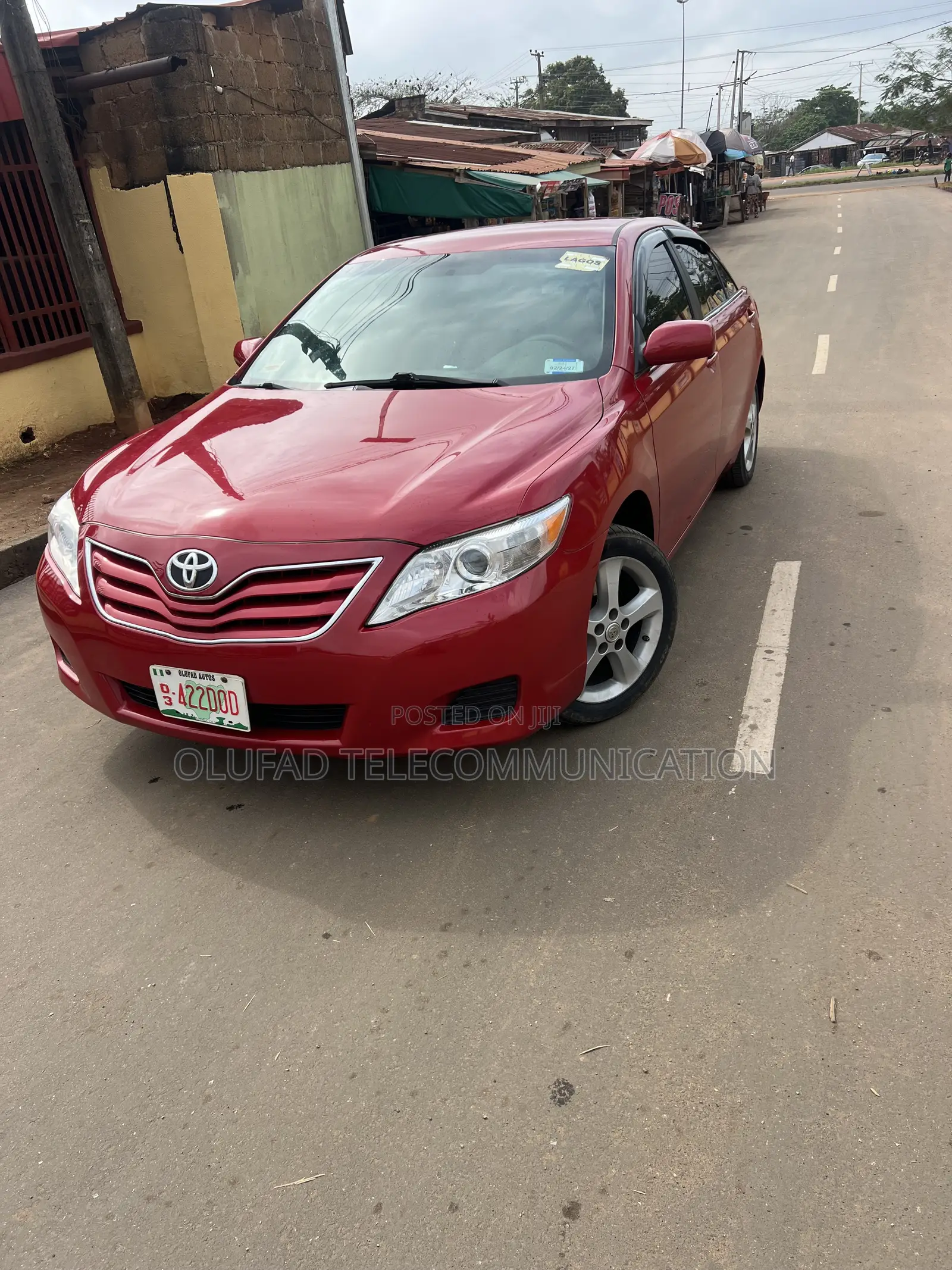 Toyota Camry LE 4dr Sedan (2.5L 4cyl 6A) 2011 Red