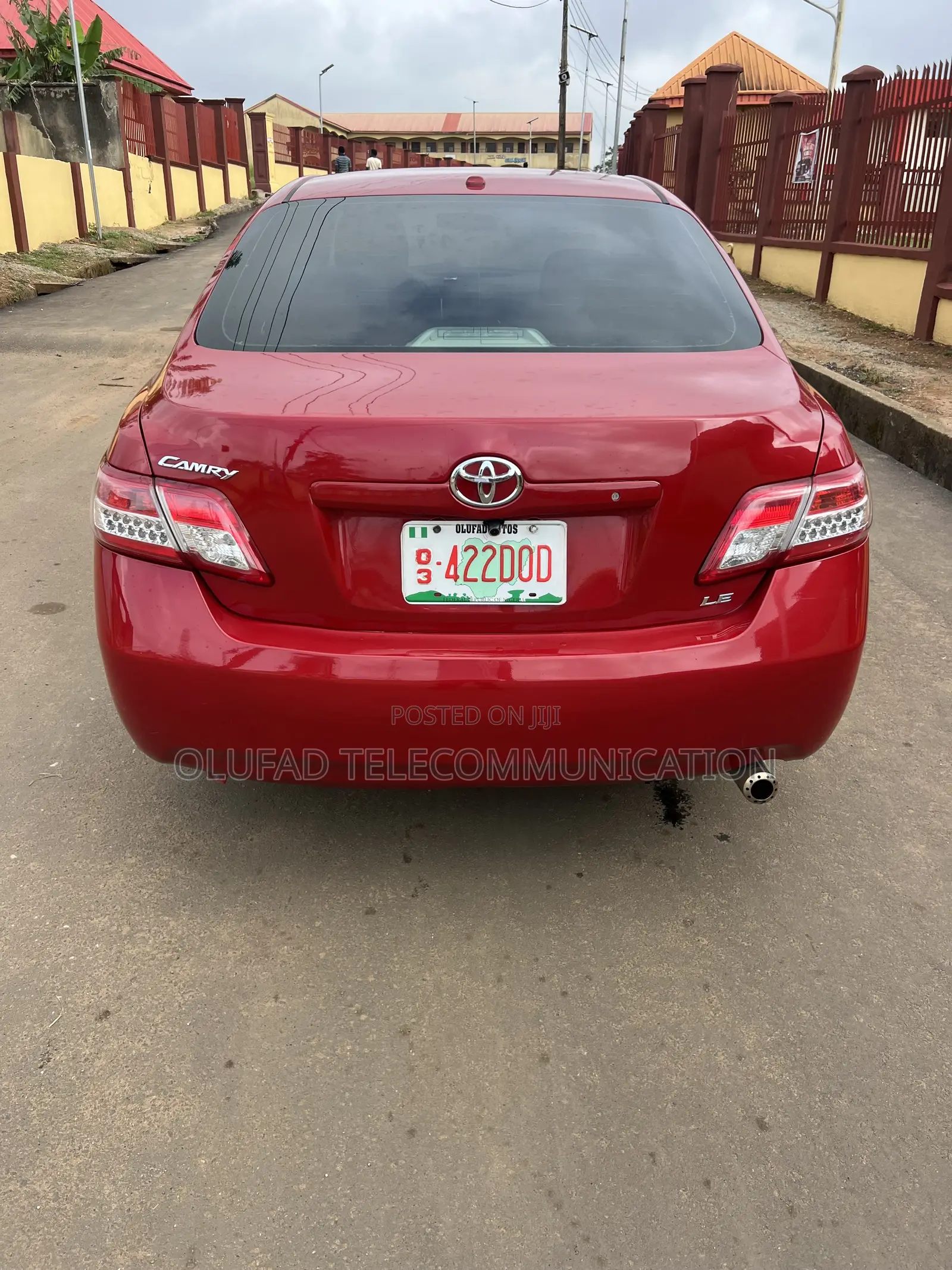 Toyota Camry LE 4dr Sedan (2.5L 4cyl 6A) 2011 Red