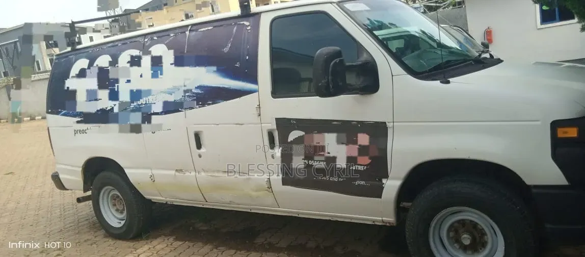 Ford E250 2012 White