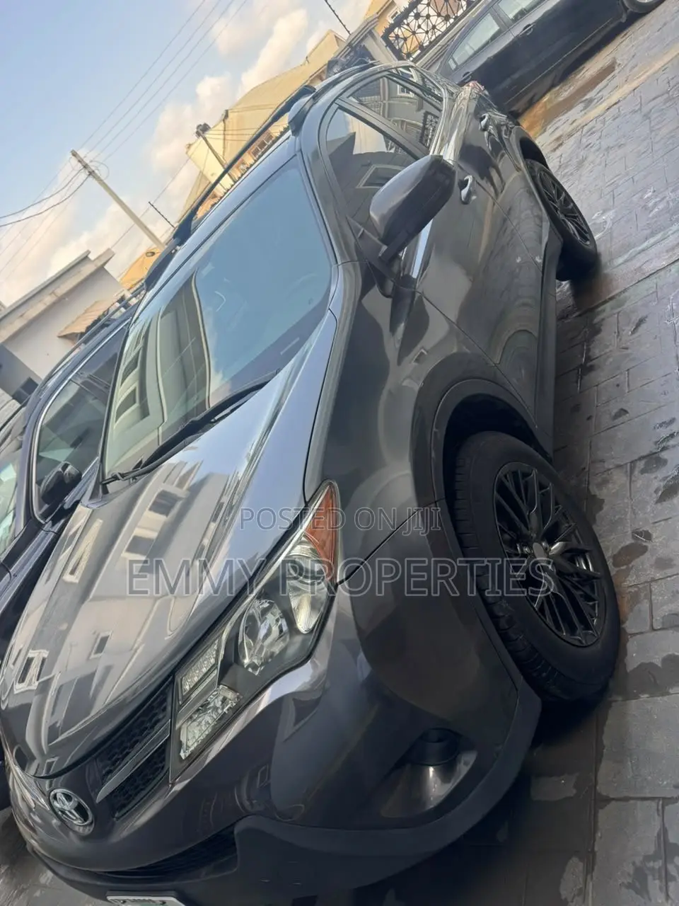Toyota RAV4 LE 4dr SUV (2.5L 4cyl 6A) 2015 Gray