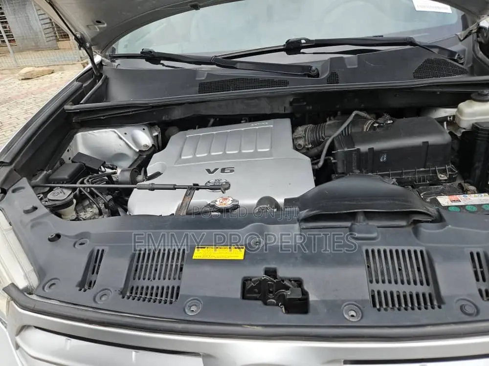 Toyota Highlander Limited 2012 Silver
