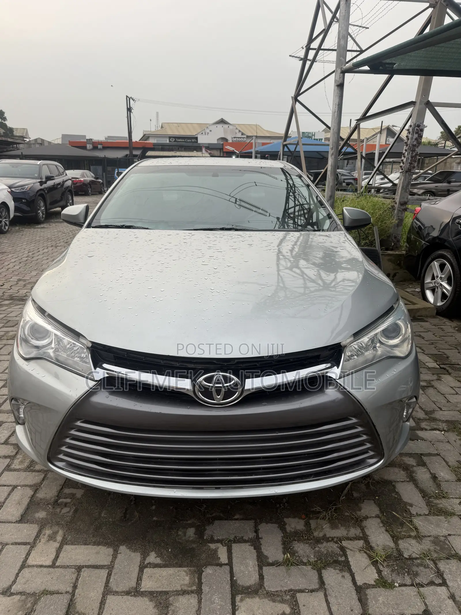 Toyota Camry LE 4dr Sedan (2.5L 4cyl 6A) 2016 Gray