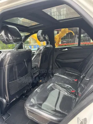 Mercedes-Benz M Class 2014 Off white