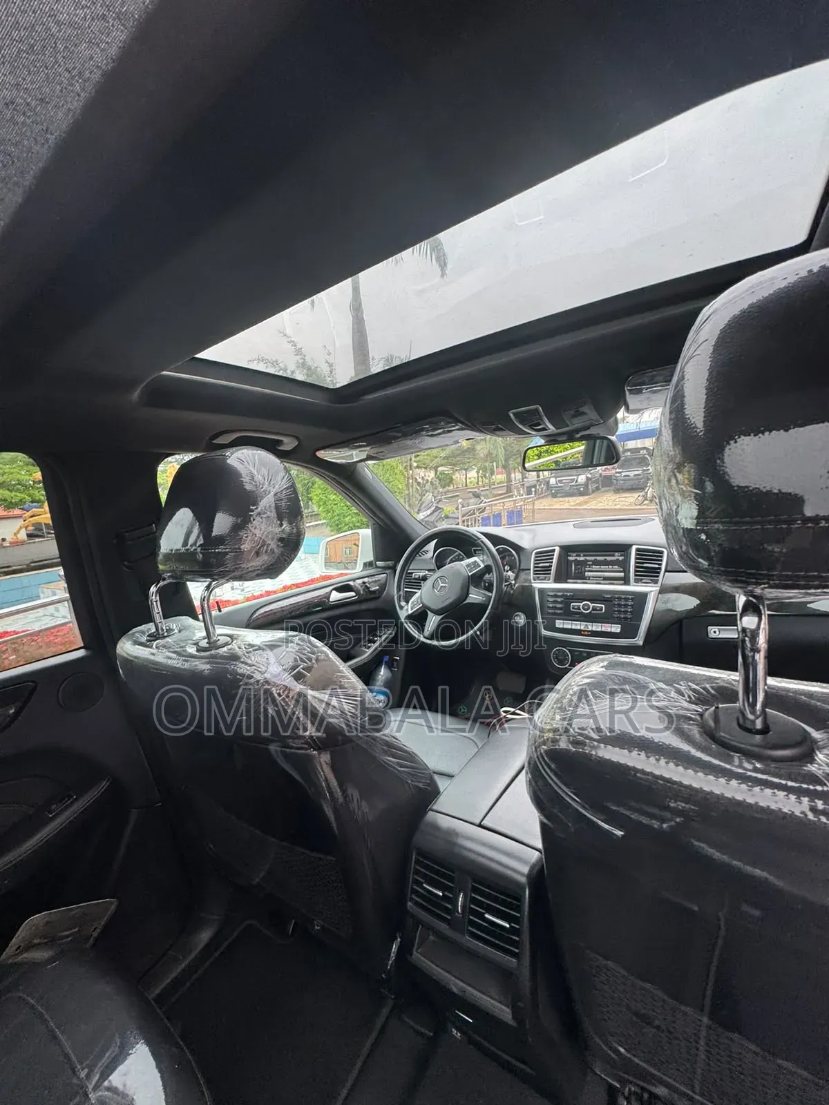 Mercedes-Benz M Class 2014 Off white