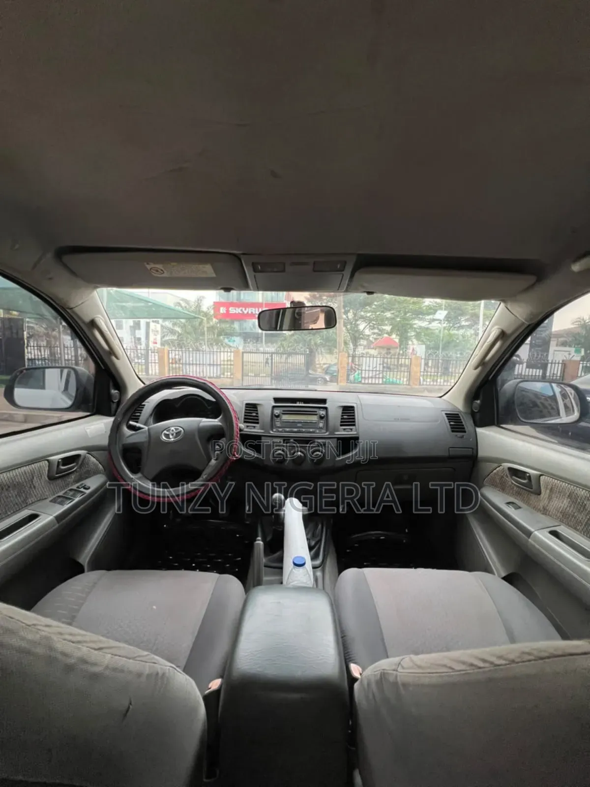Toyota Hilux 2013 White