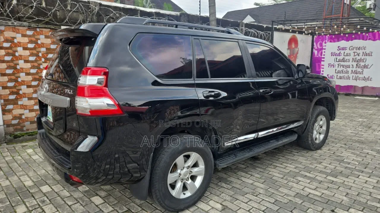 Toyota Land Cruiser Prado 2015 Black