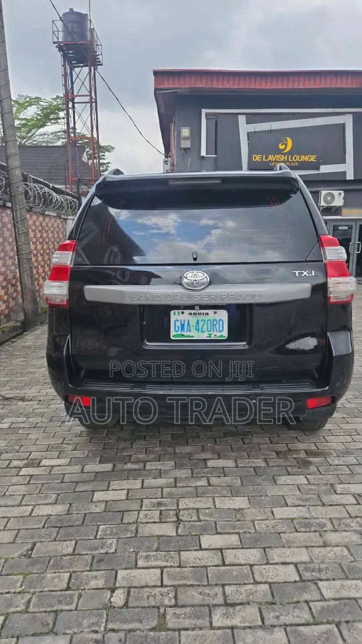Toyota Land Cruiser Prado 2015 Black