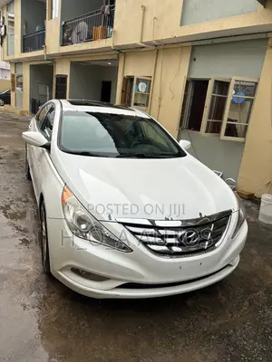 Hyundai Sonata 2012 White