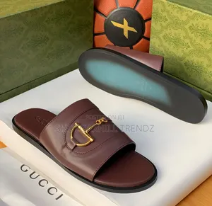 Men Gucci Chain Covered Palm Slippers