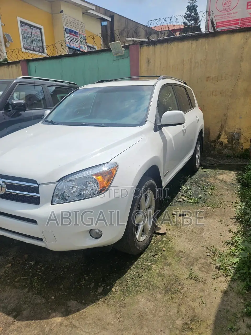 Toyota RAV4 2009 White