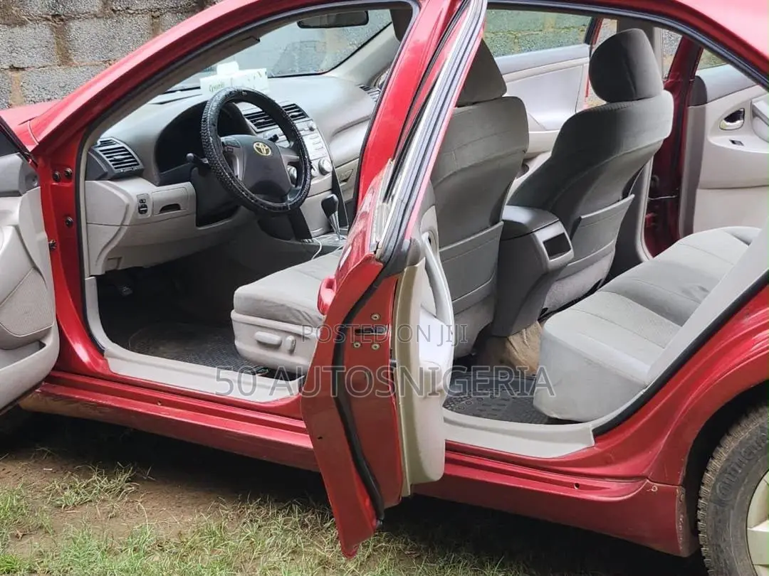 Toyota Camry 2.4 LE 2008 Red