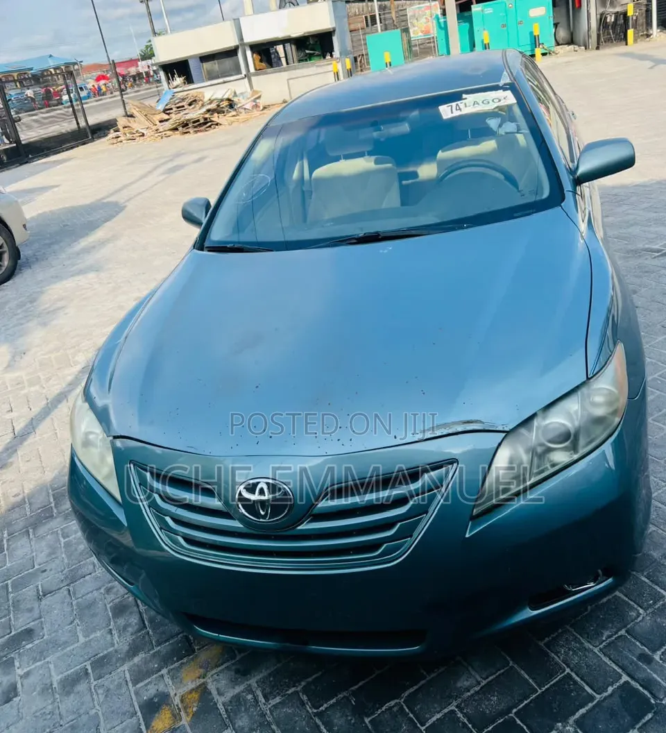 Toyota Camry 2008 Gray