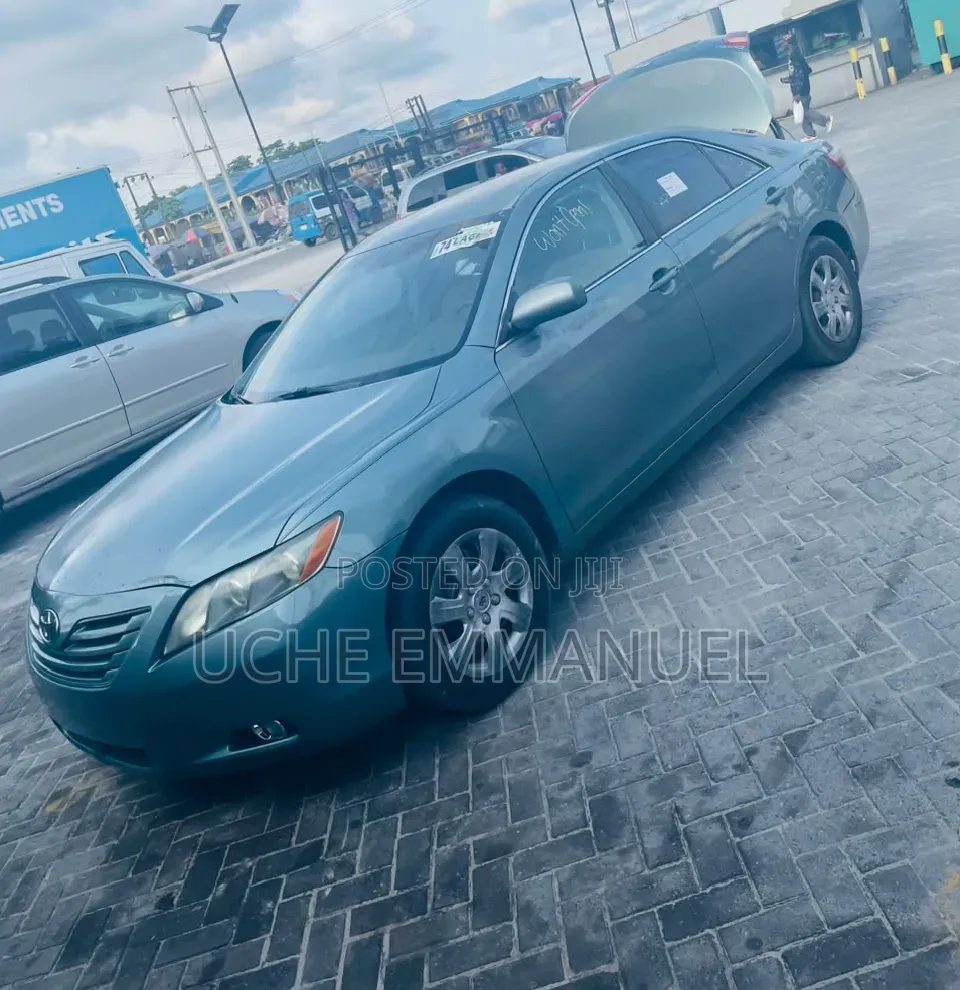 Toyota Camry 2008 Gray