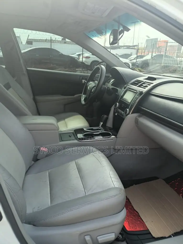 Toyota Camry 2013 White