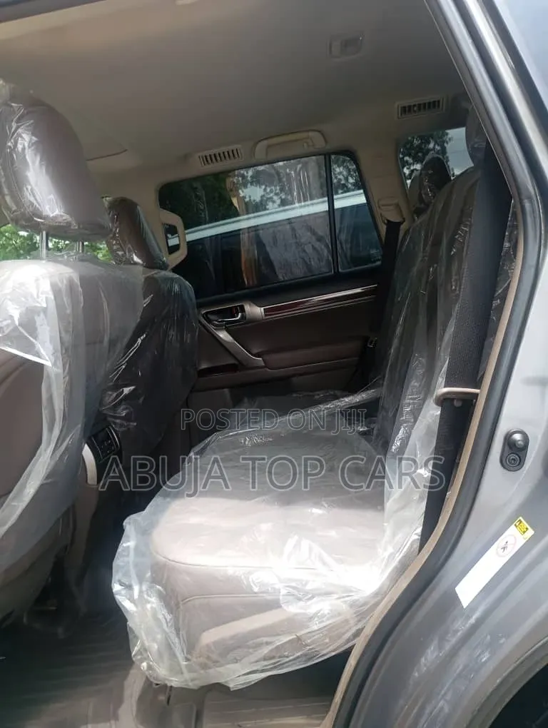 Lexus GX 460 Base 2016 Gray