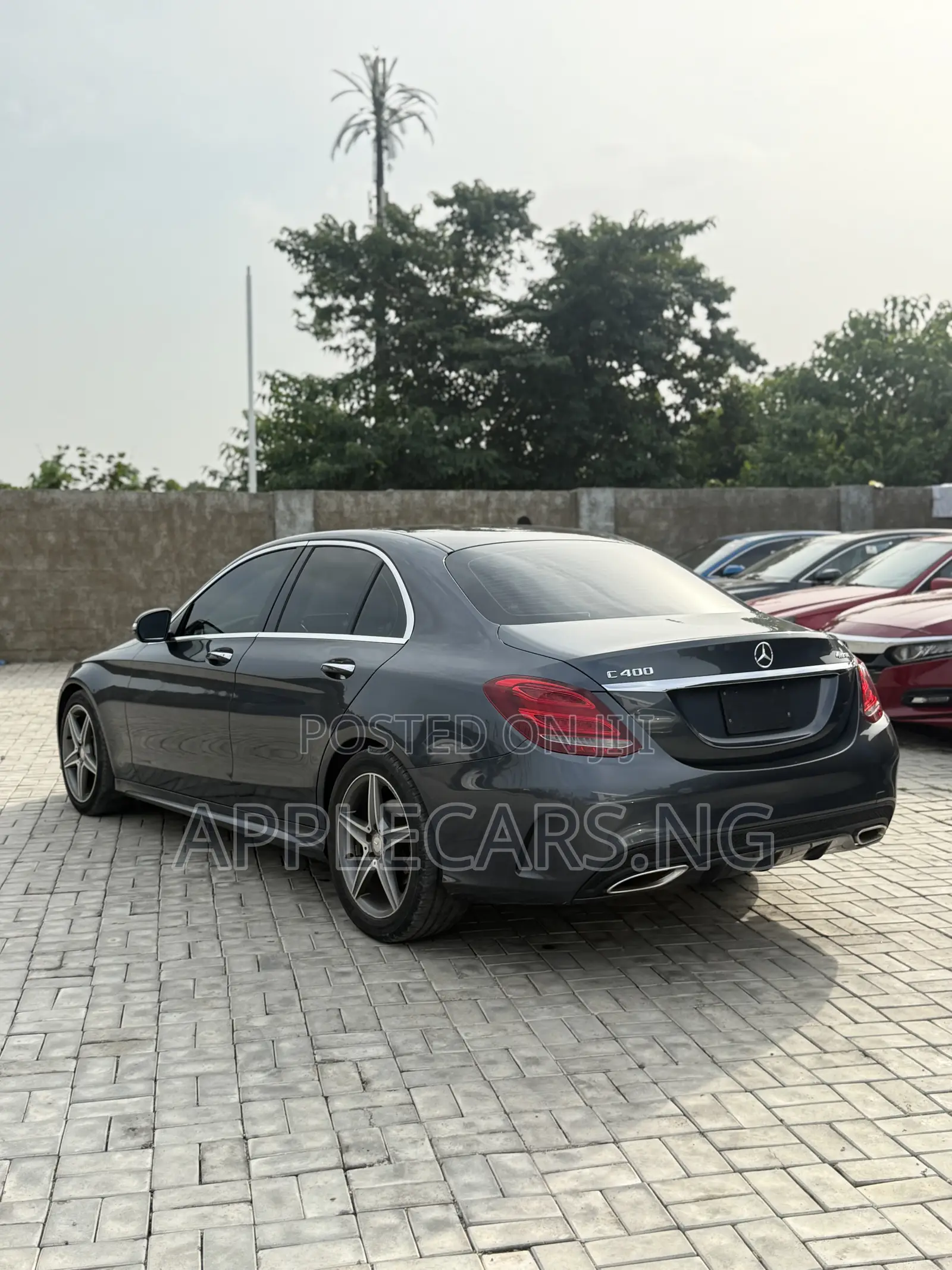 Mercedes-Benz C400 2014 Gray