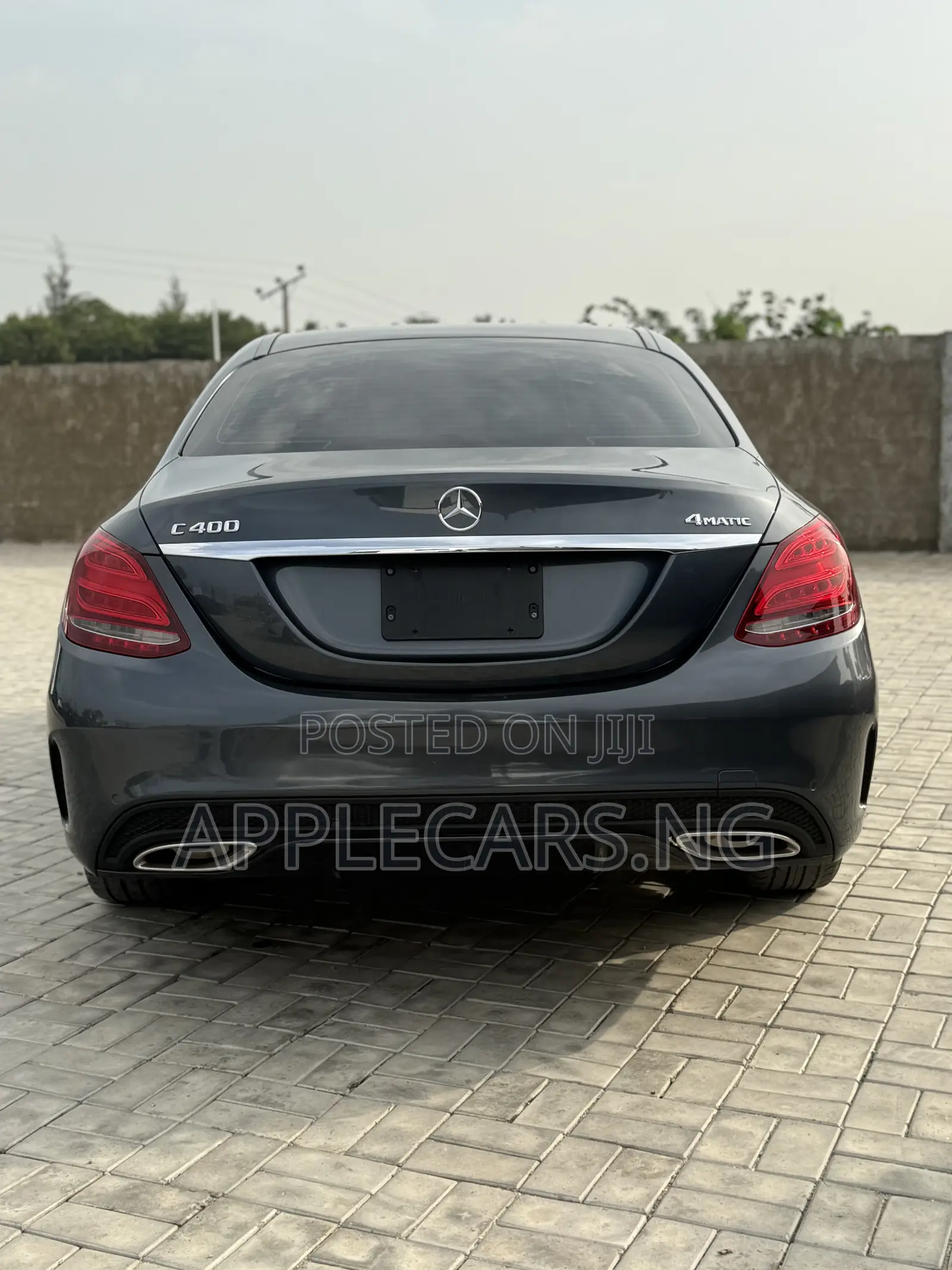 Mercedes-Benz C400 2014 Gray