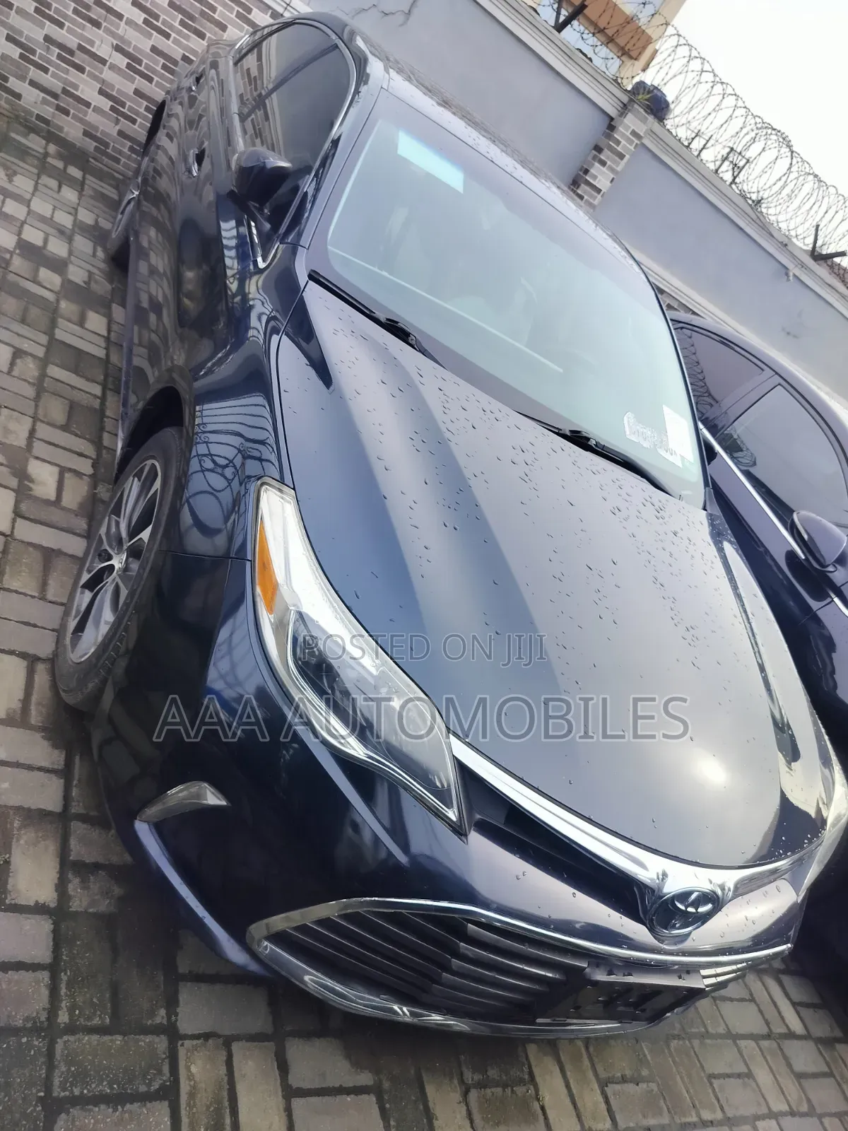 Toyota Avalon XLE Premium FWD Sedan (3.6L 6cyl 6A) 2016 Blue