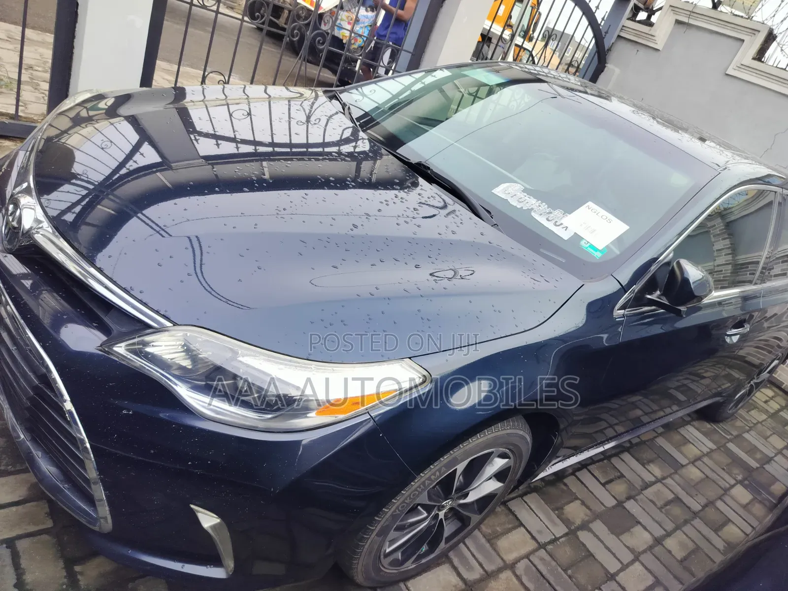 Toyota Avalon XLE Premium FWD Sedan (3.6L 6cyl 6A) 2016 Blue