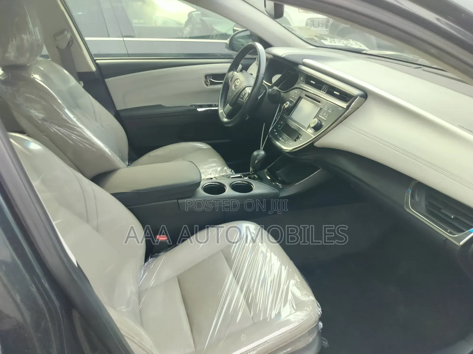 Toyota Avalon XLE Premium FWD Sedan (3.6L 6cyl 6A) 2016 Blue