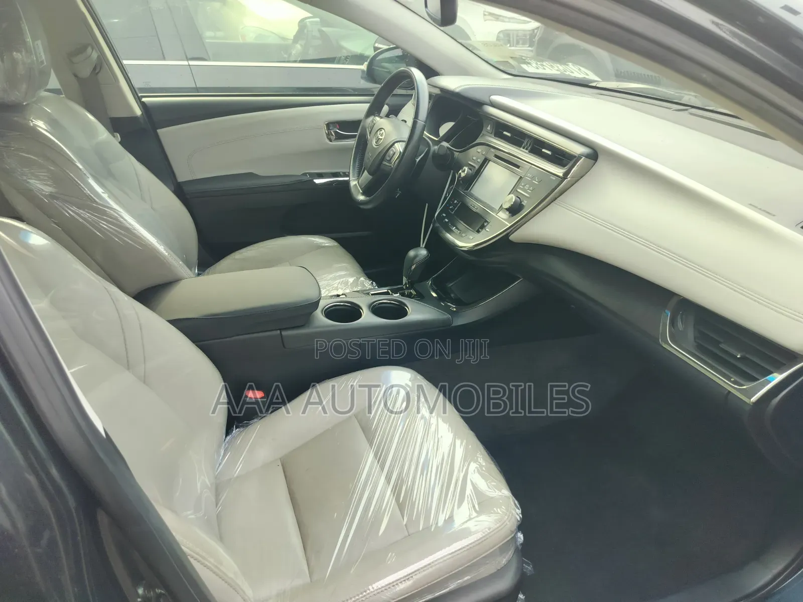Toyota Avalon XLE Premium FWD Sedan (3.6L 6cyl 6A) 2016 Blue