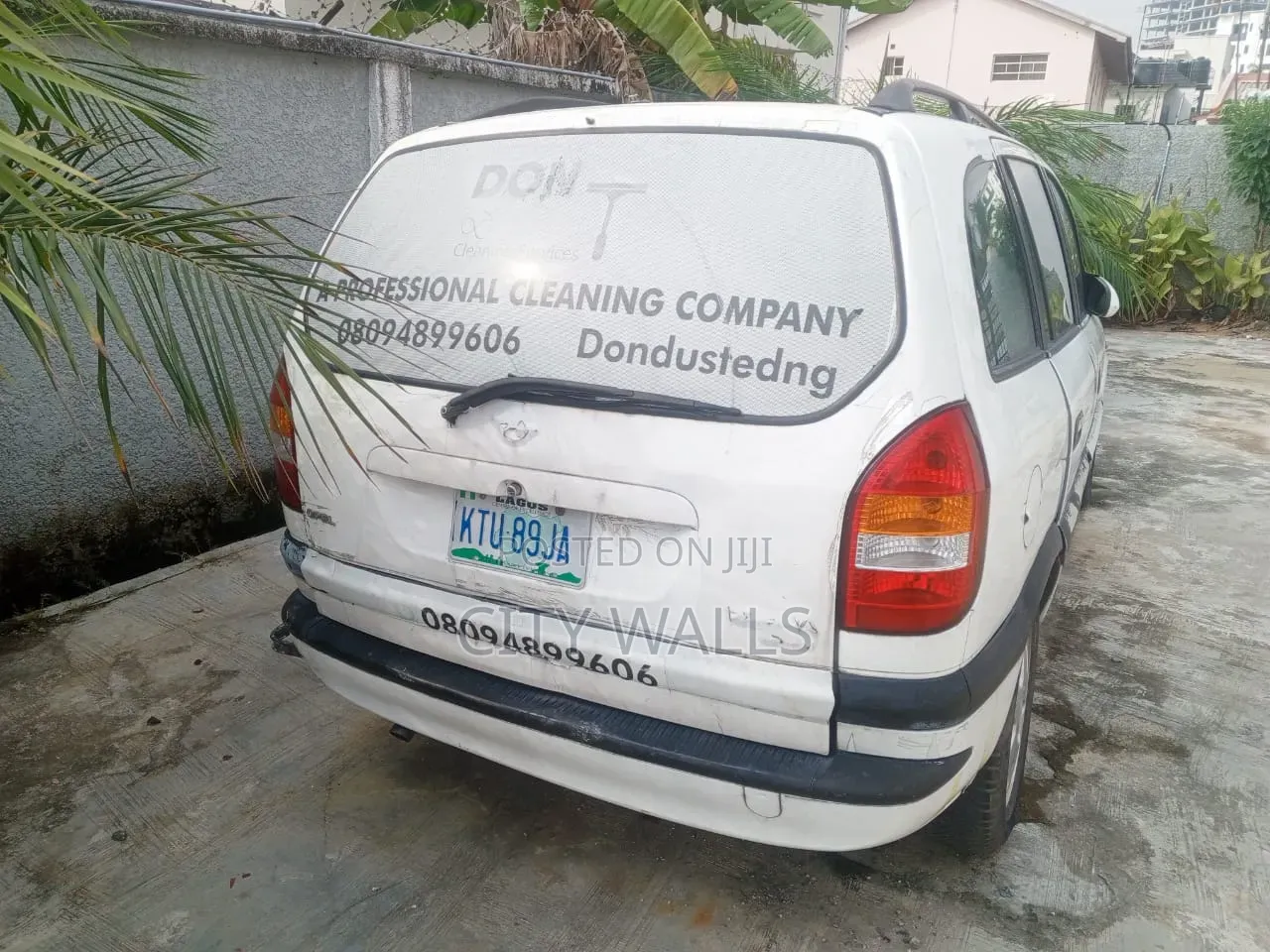 Opel Zafira 2003 White