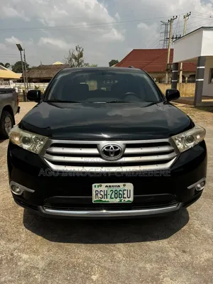 Toyota Highlander 2013 Black