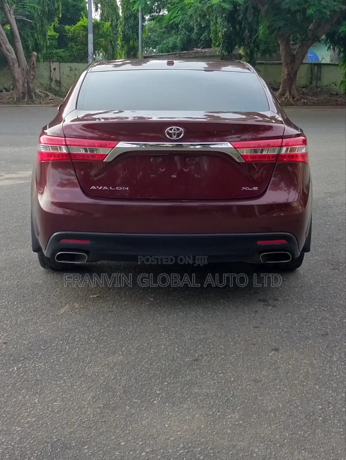 Toyota Avalon XLE Premium Sedan FWD (3.5L 6cyl 6A) 2013 Burgundy