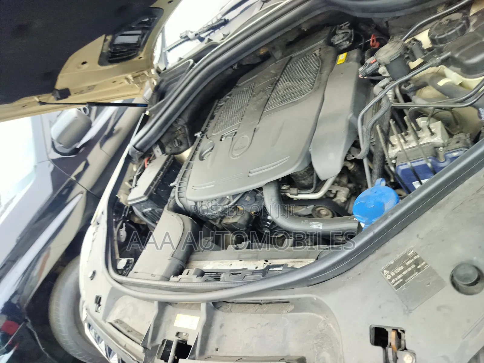 Mercedes-Benz M Class ML 550 4Matic 2012 Gold