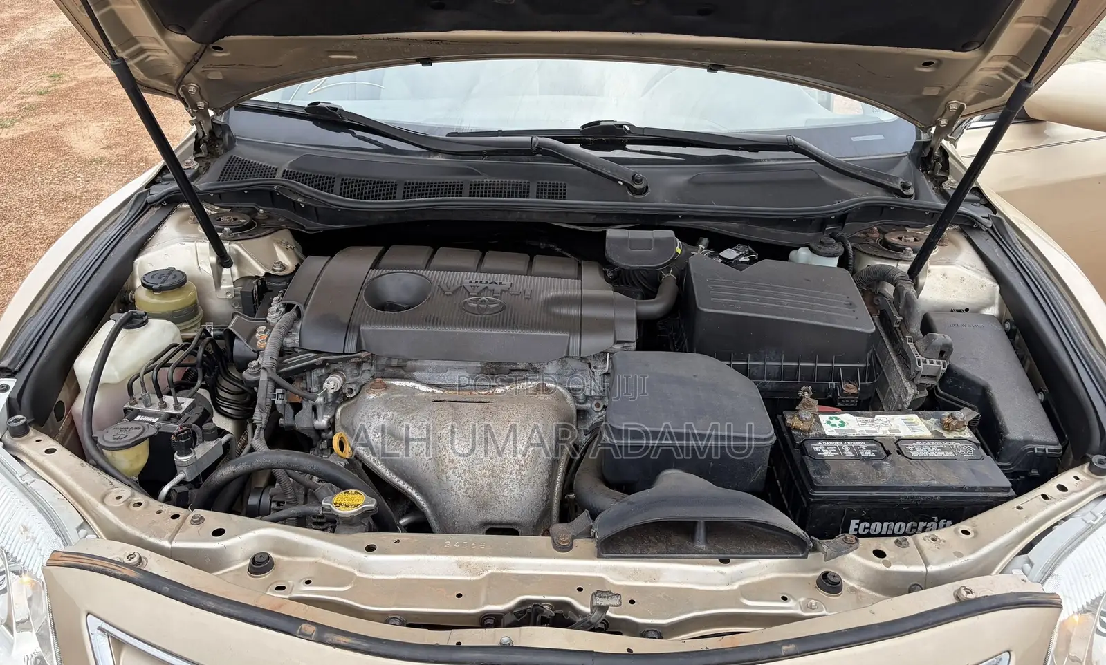 Toyota Camry 2012 Gold