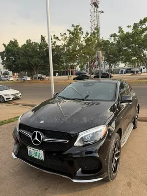 Mercedes-Benz GLE-Class 2016 Black