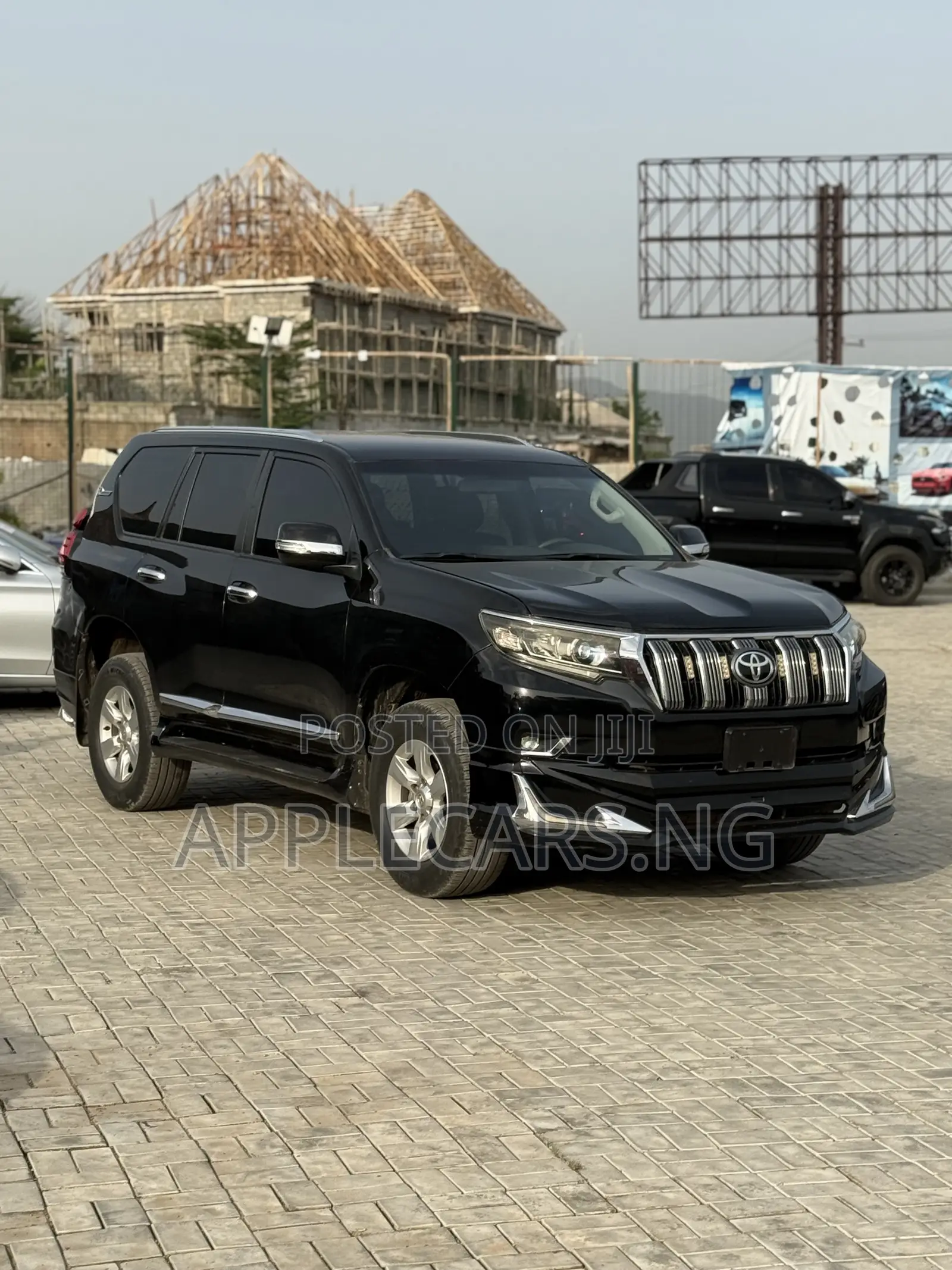 Toyota Land Cruiser Prado 2022 Black