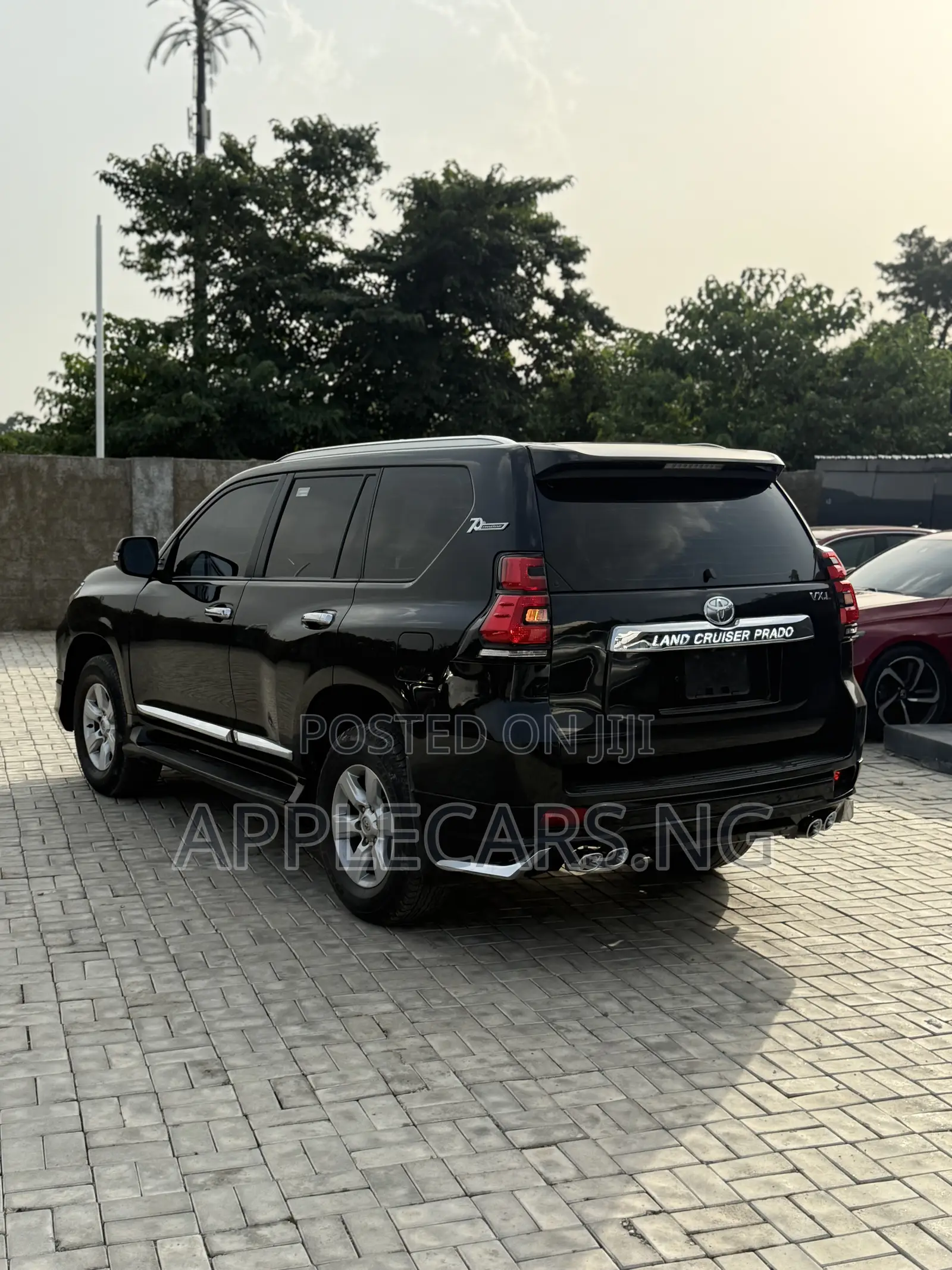 Toyota Land Cruiser Prado 2022 Black