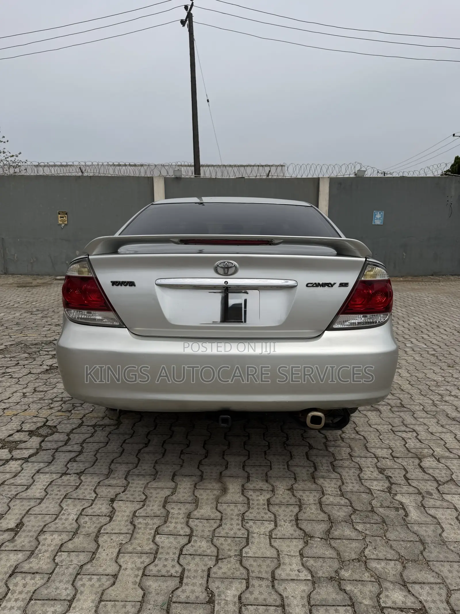 Toyota Camry SE 4dr Sedan (2.4L 4cyl 5A) 2005 Silver