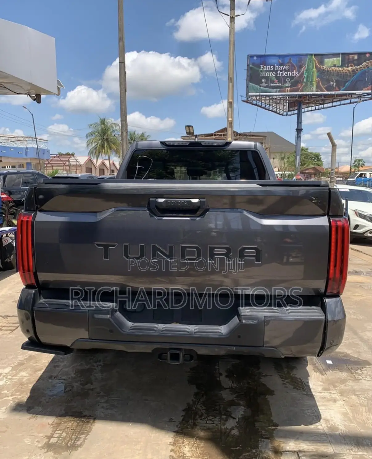 Toyota Tundra SR5 Double Cab 8.1' Bed 2024 Gray