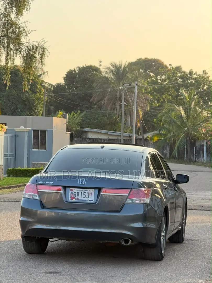 Honda Accord 2012 Gray