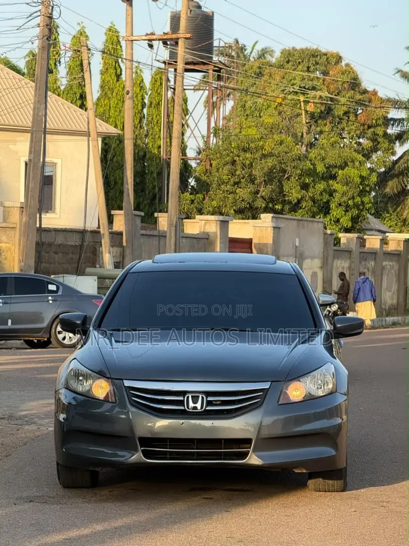 Honda Accord 2012 Gray