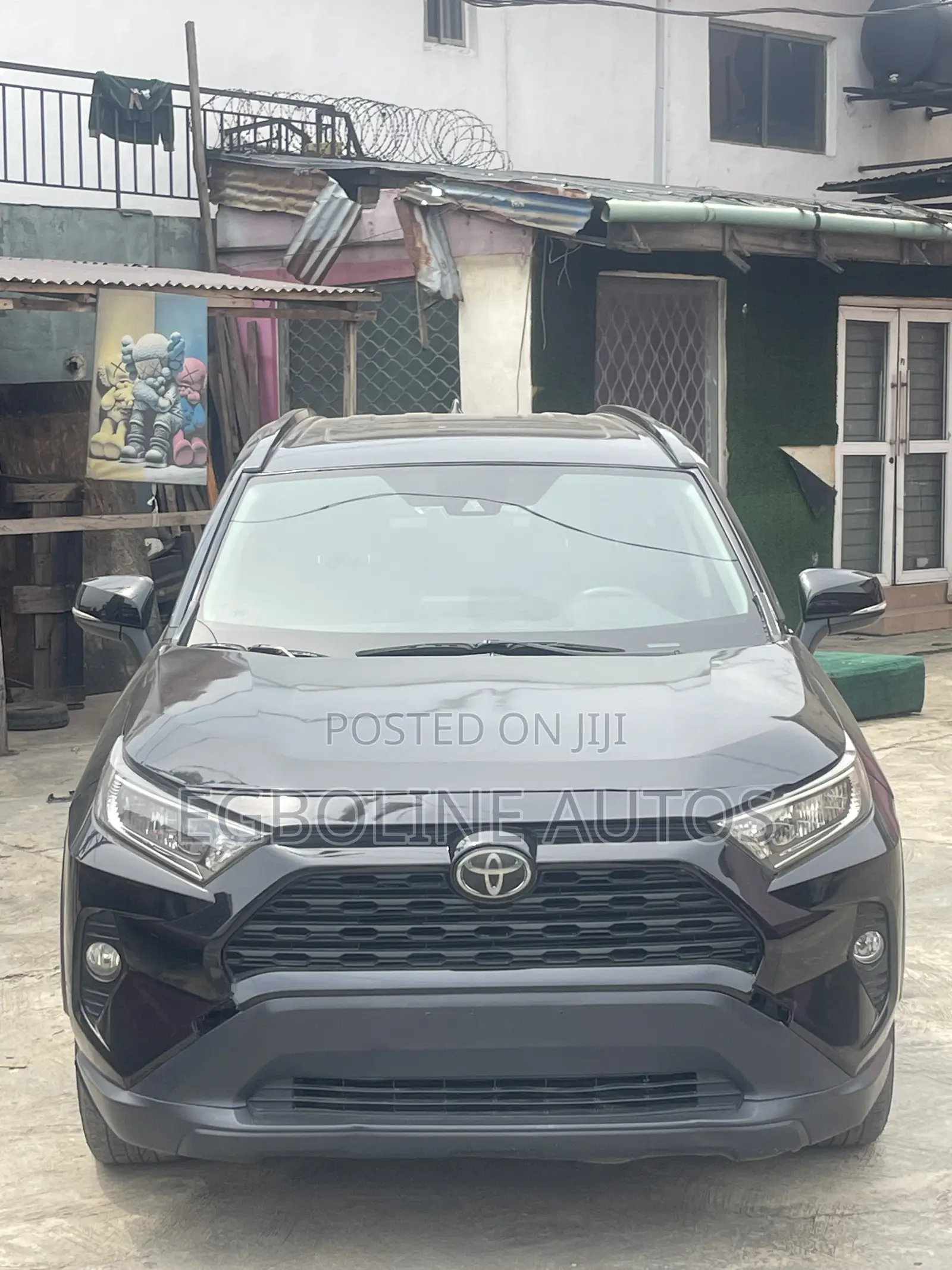 Toyota RAV4 XLE AWD 2019 Black