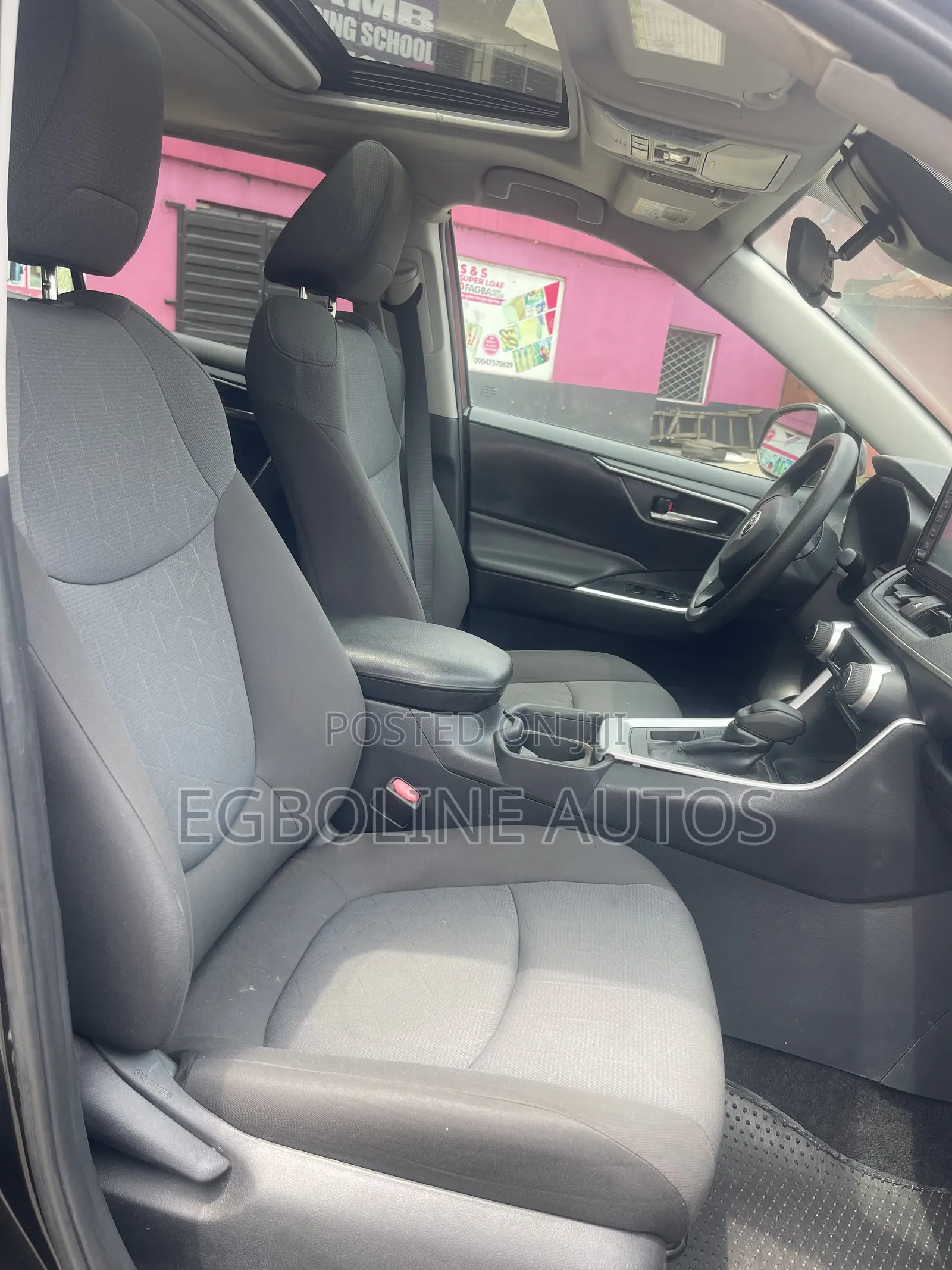 Toyota RAV4 XLE AWD 2019 Black