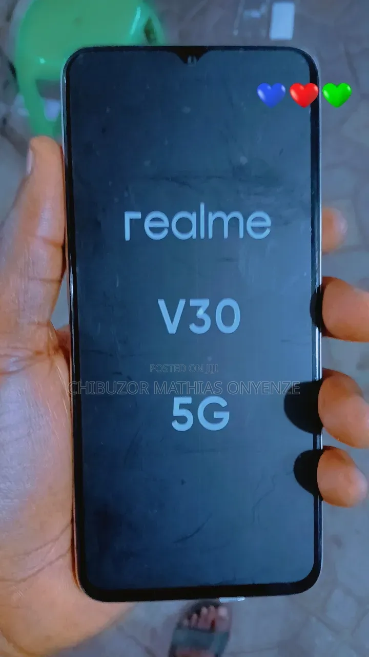 Realme V30 128 GB Gold
